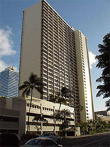 Kukui Plaza